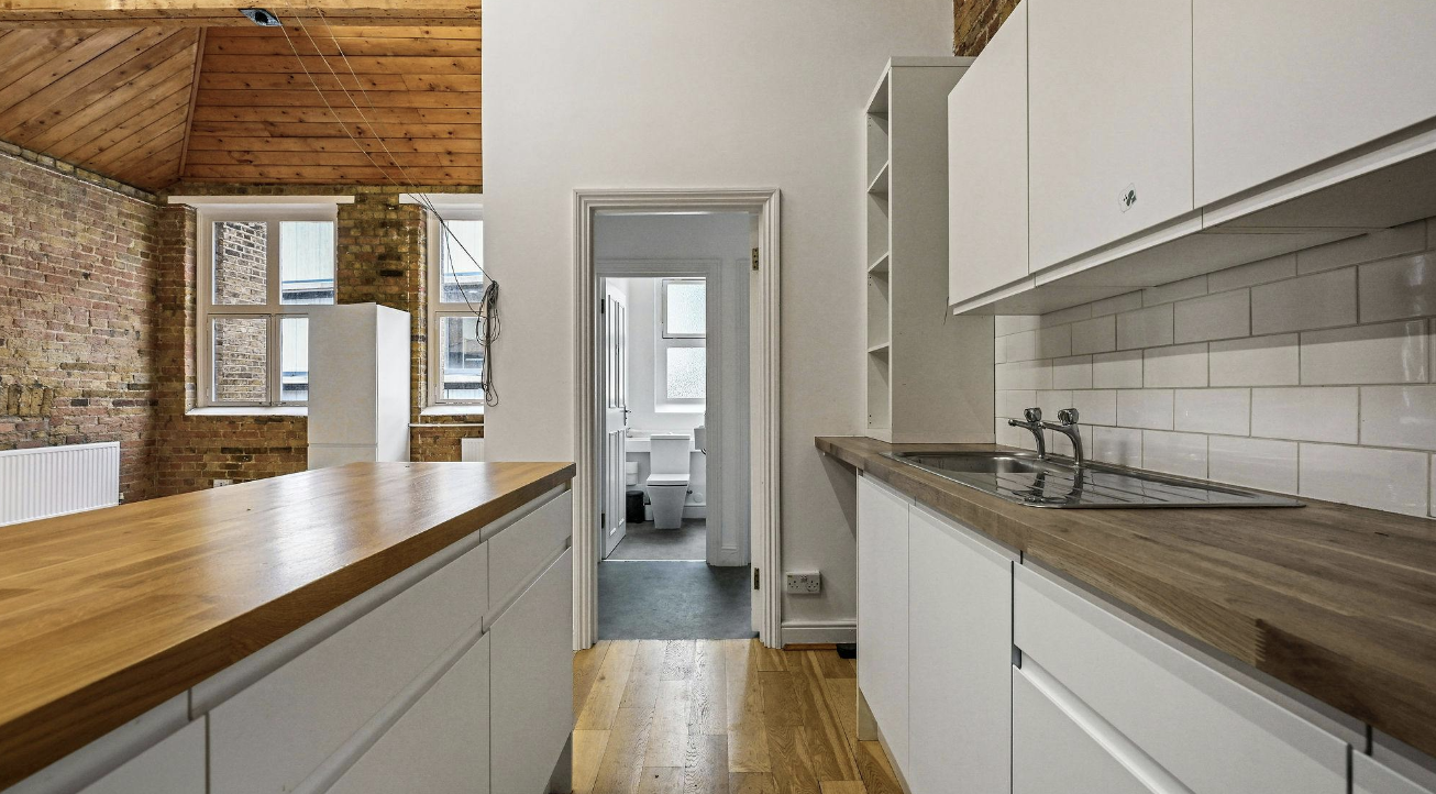 77 Leonard Street photo 4