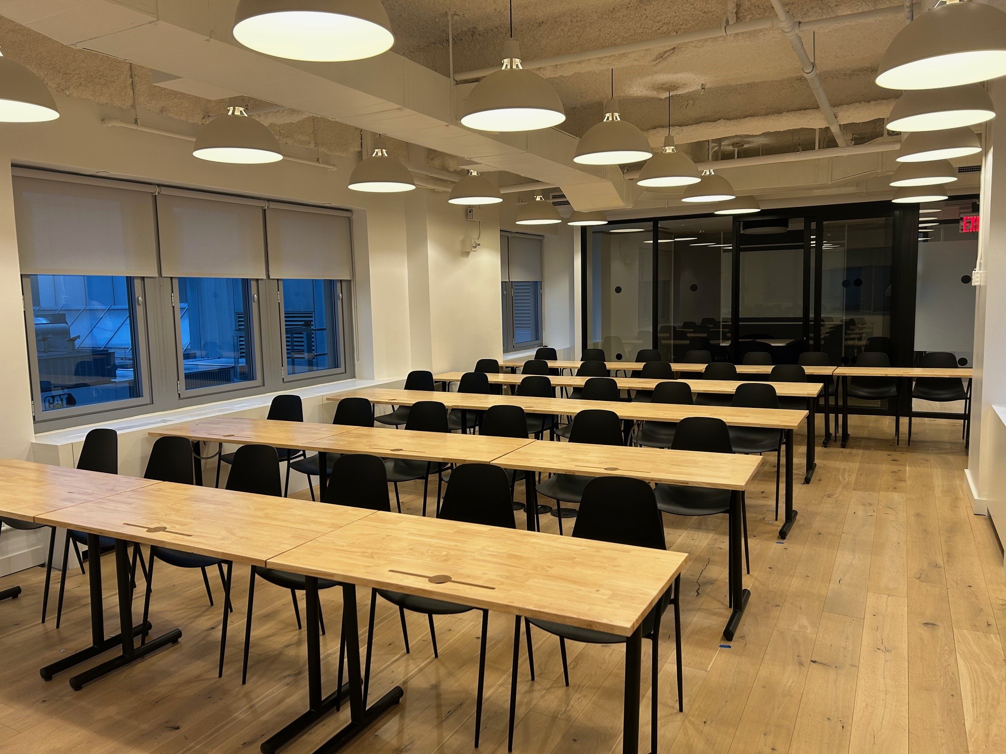 Corporate Suites at 880 Third Avenue photo 2