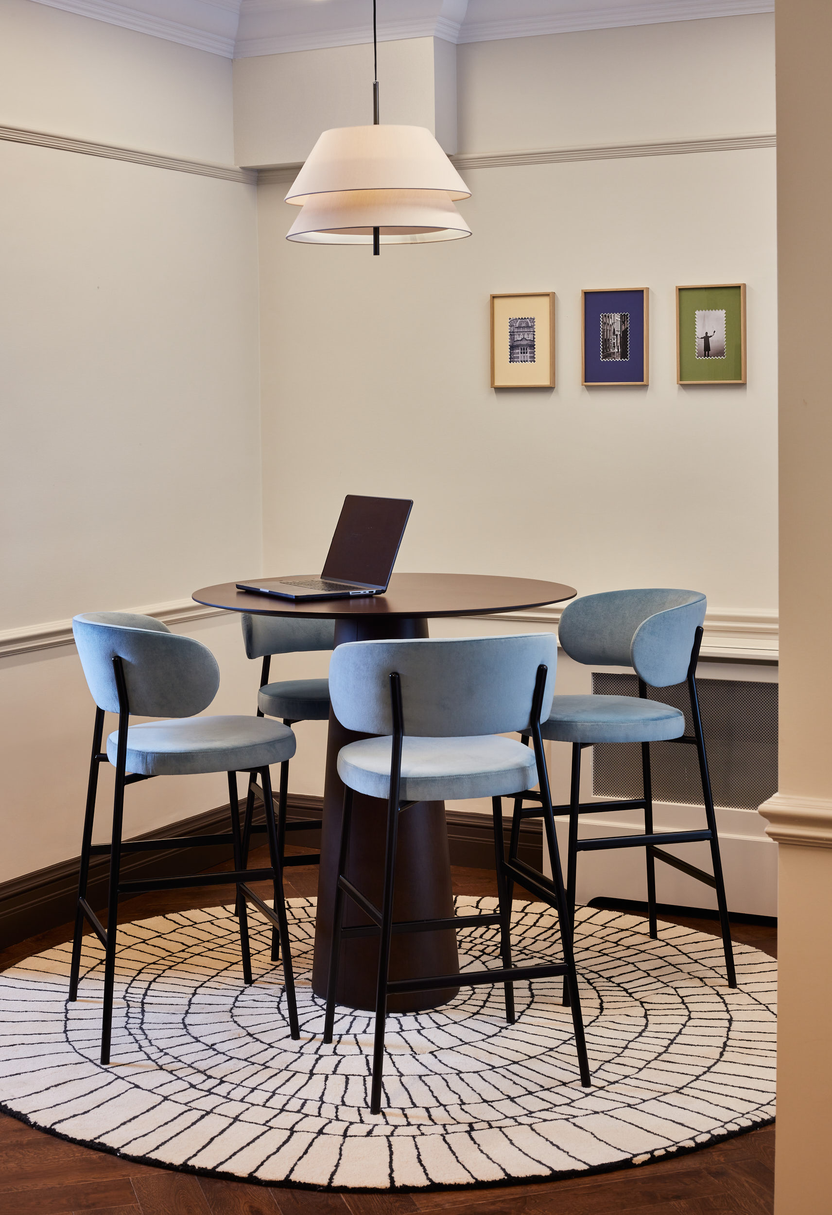 146 Buckingham Palace Road photo 2