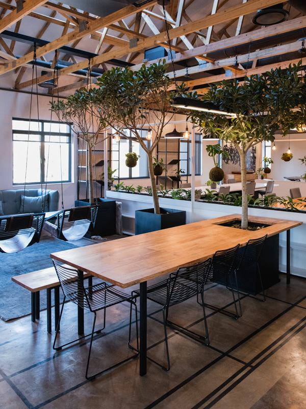 Manhattan Co|Working photo 6