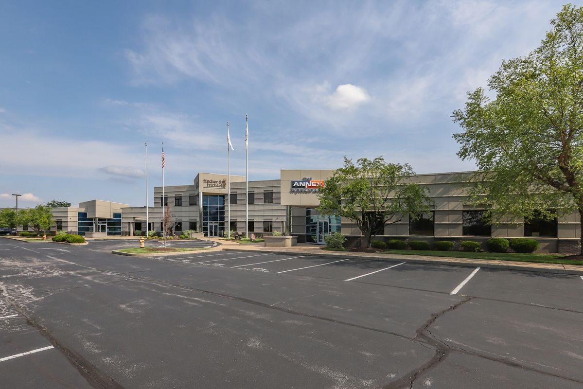 691 Trade Center Boulevard photo 4