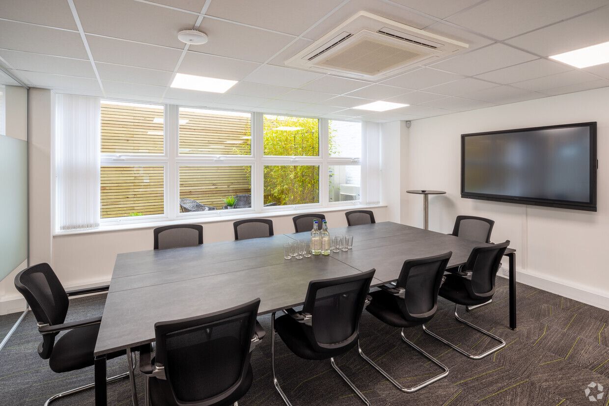 Regent House photo 10