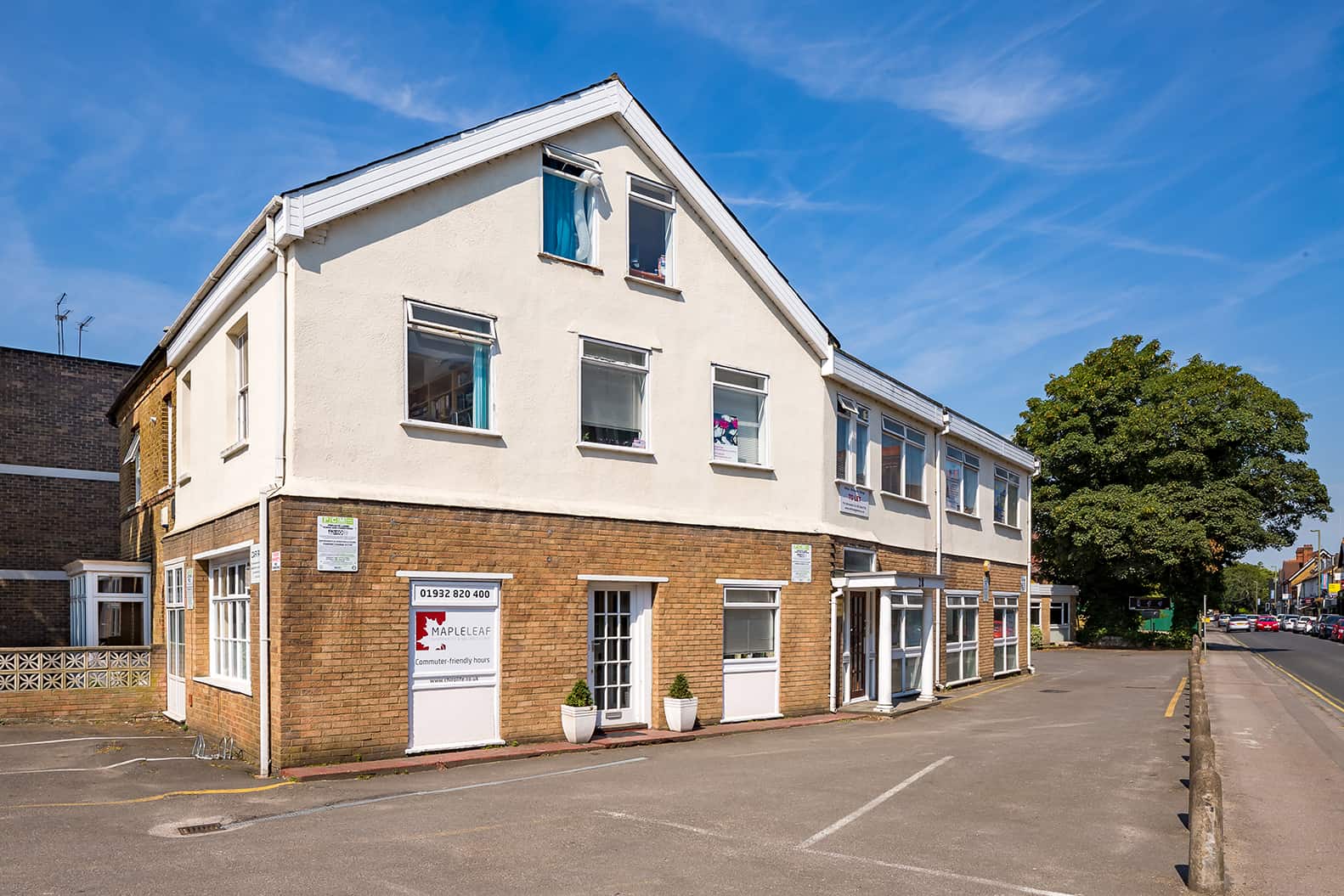 Investment House photo 5