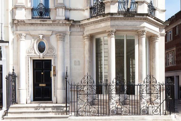 23 Berkeley Square photo 7