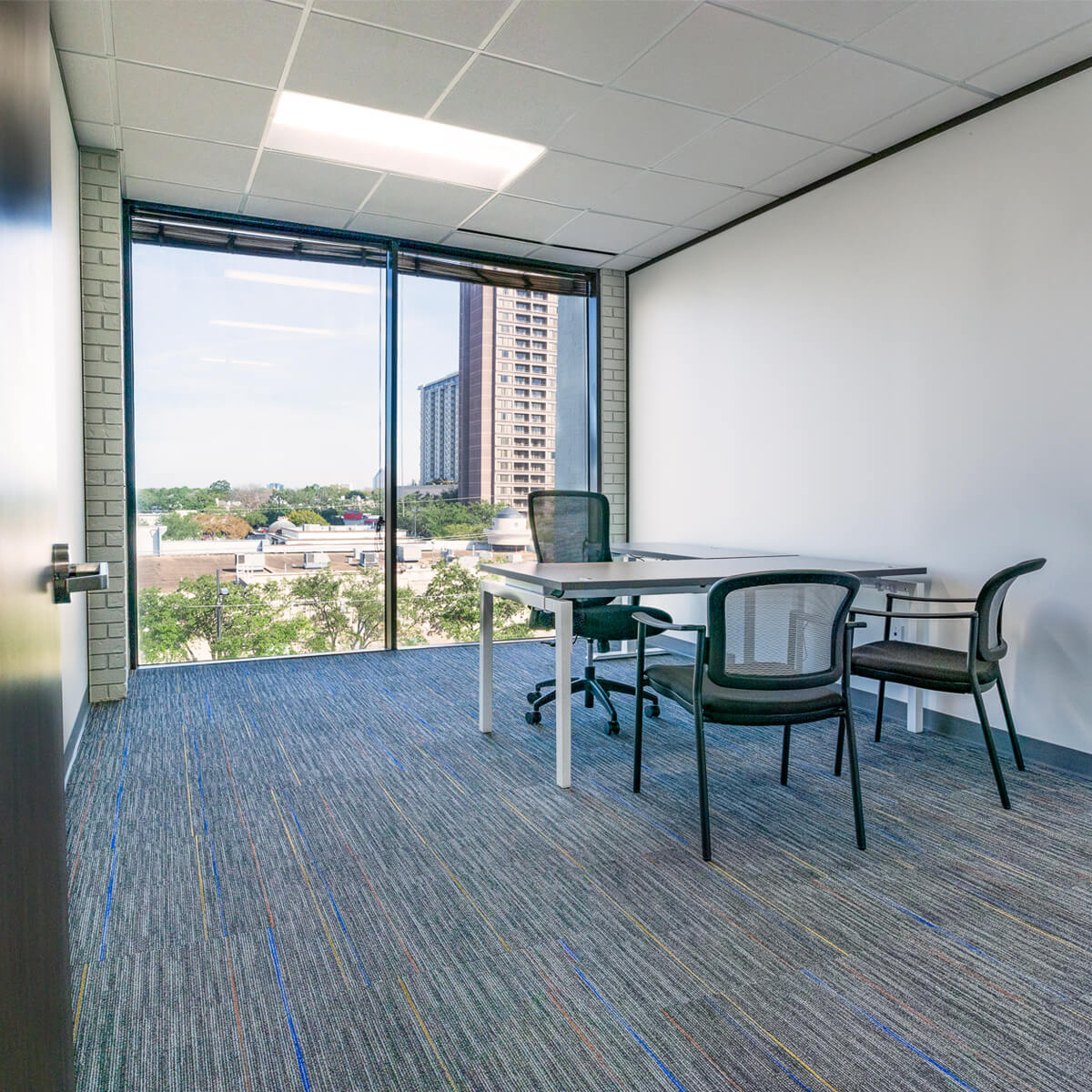 Urban Office 53 West Houston photo 5