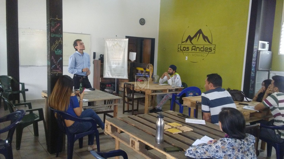 La Colmena Business Center photo 6
