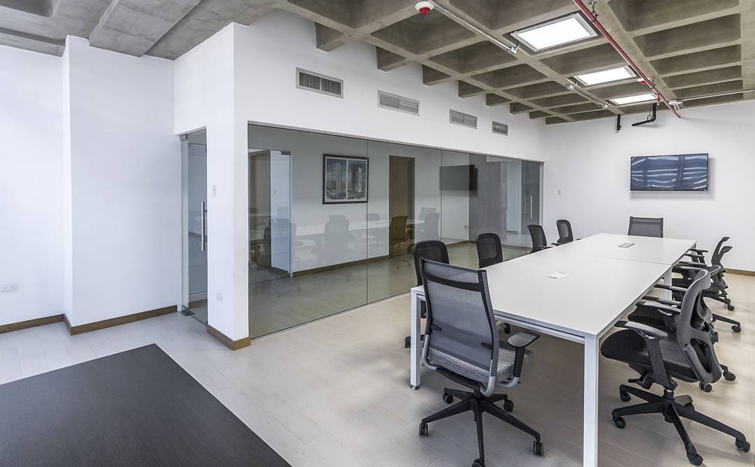 Business Tower 13 photo 3