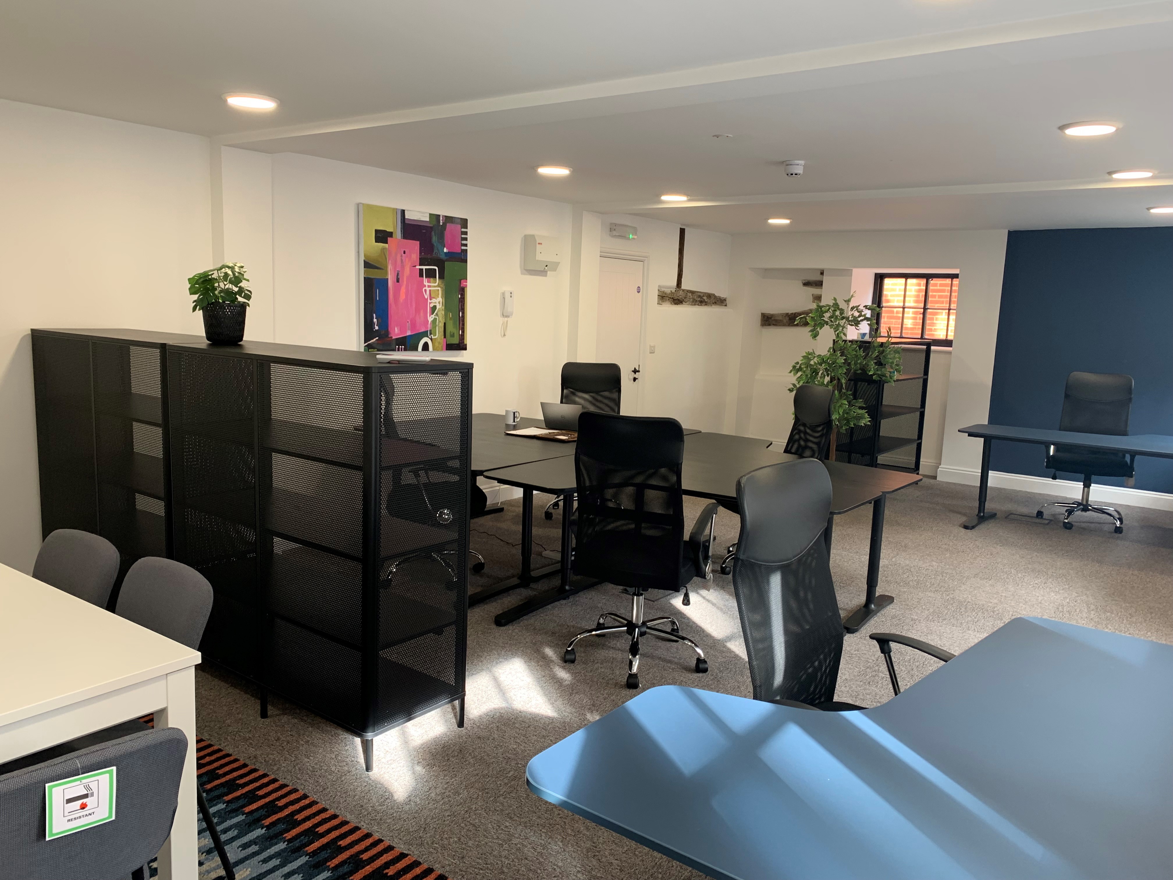 Offices at the George, Chertsey photo 8