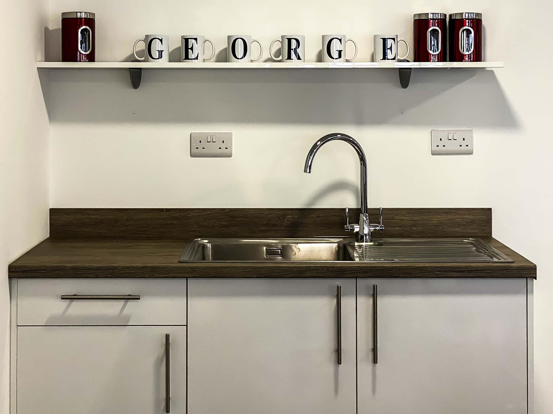 Offices at the George, Chertsey photo 6