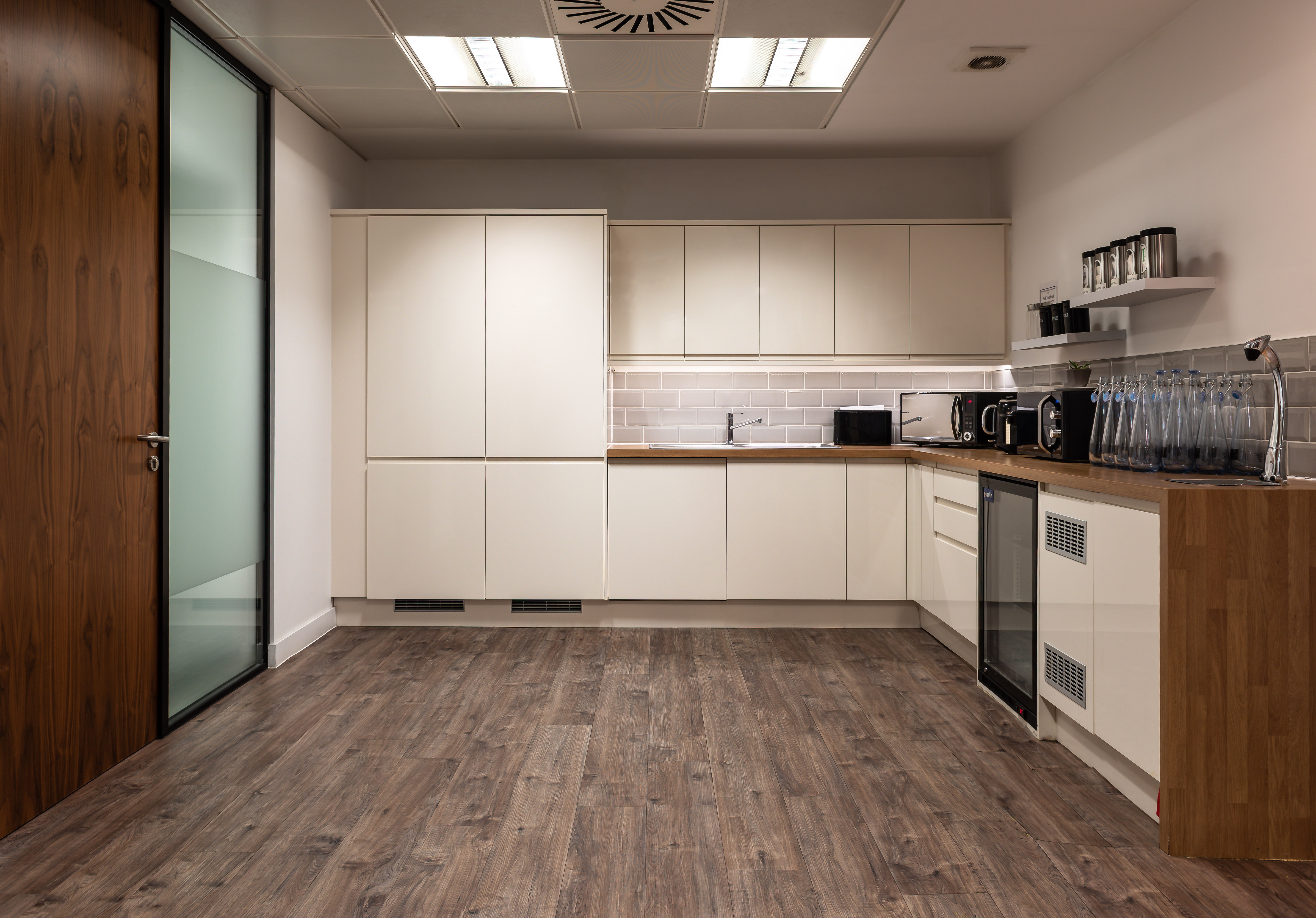 Cavendish Square photo 6