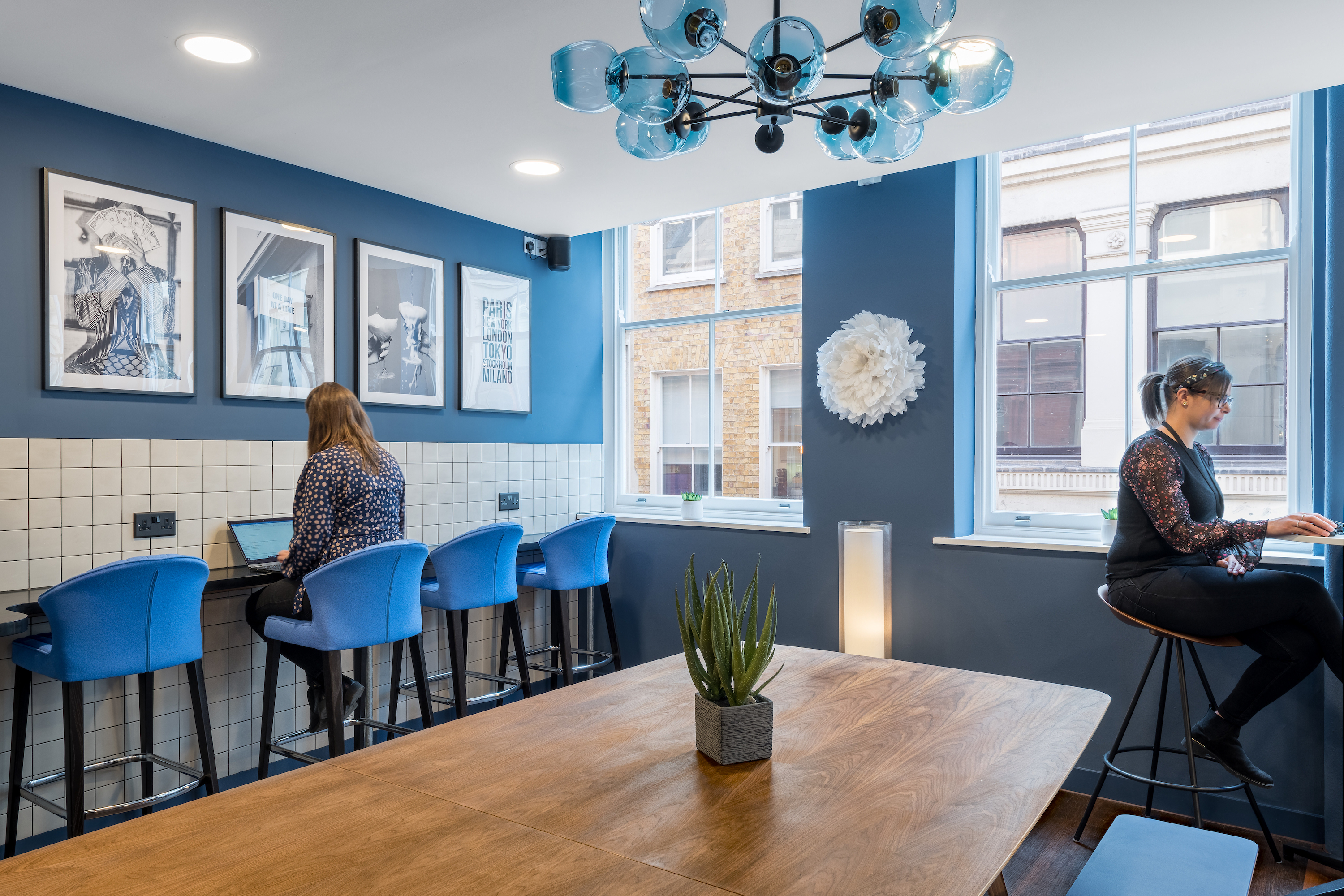 73 Watling Street photo 6