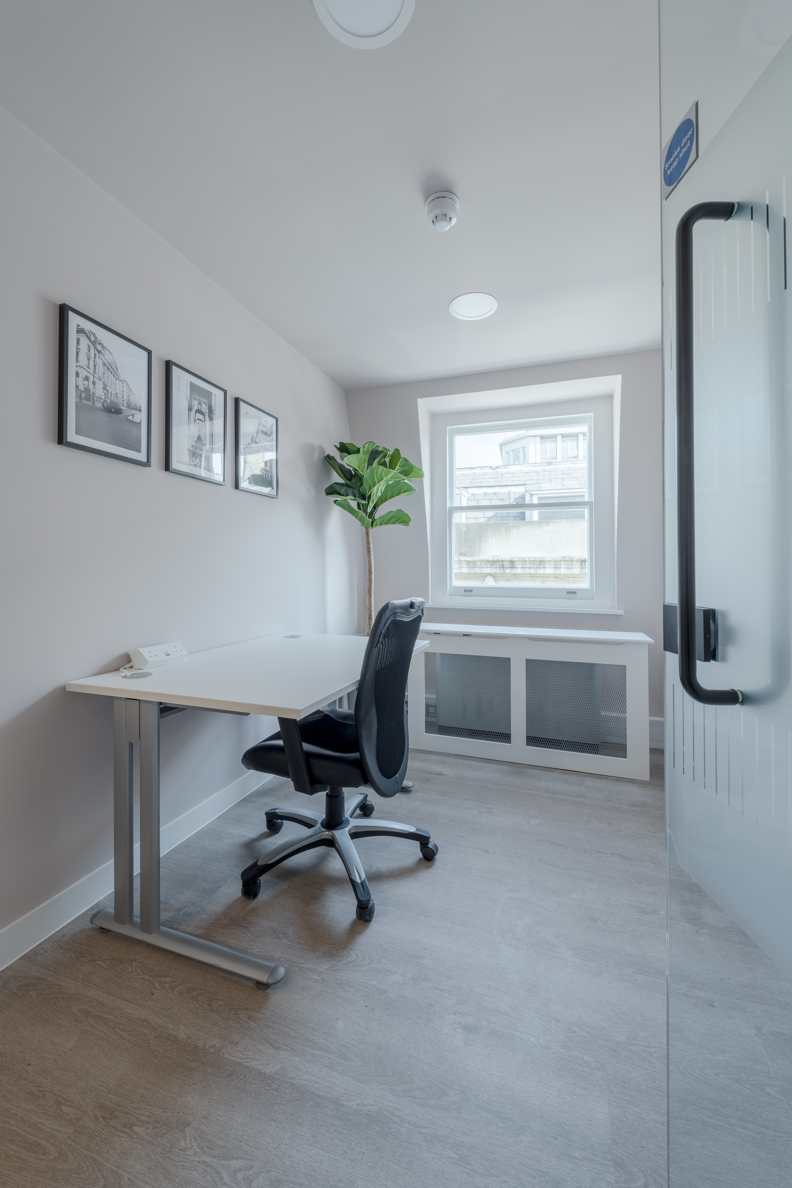 73 Watling Street photo 2