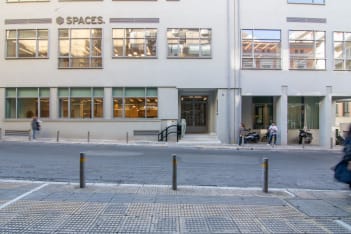 Solonos 53 and Sina Street