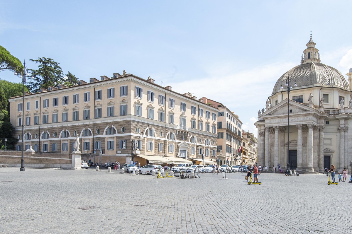 Piazza del Popolo 18