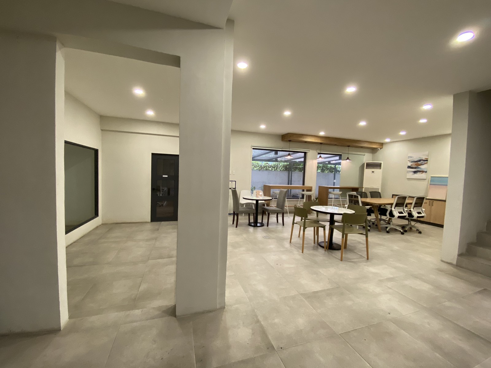 50 Esteban Abada Street, photo 12