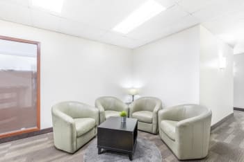 One Executive Place photo 6