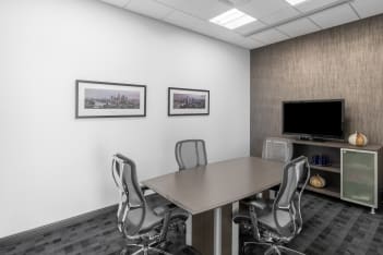 6500 Transcanada photo 6