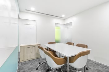 Platinum Tower photo 5