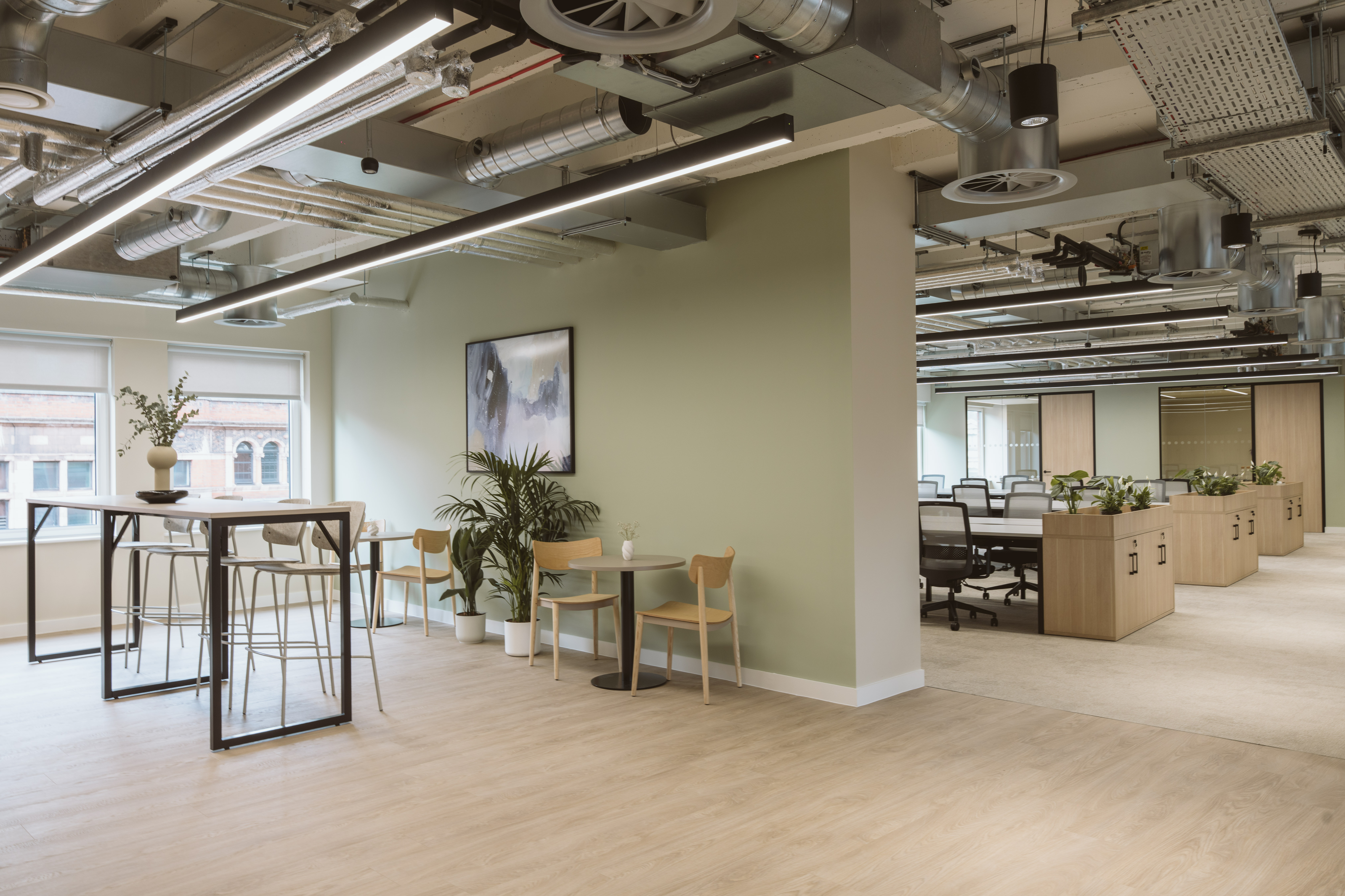 130 Shaftesbury Avenue photo 4
