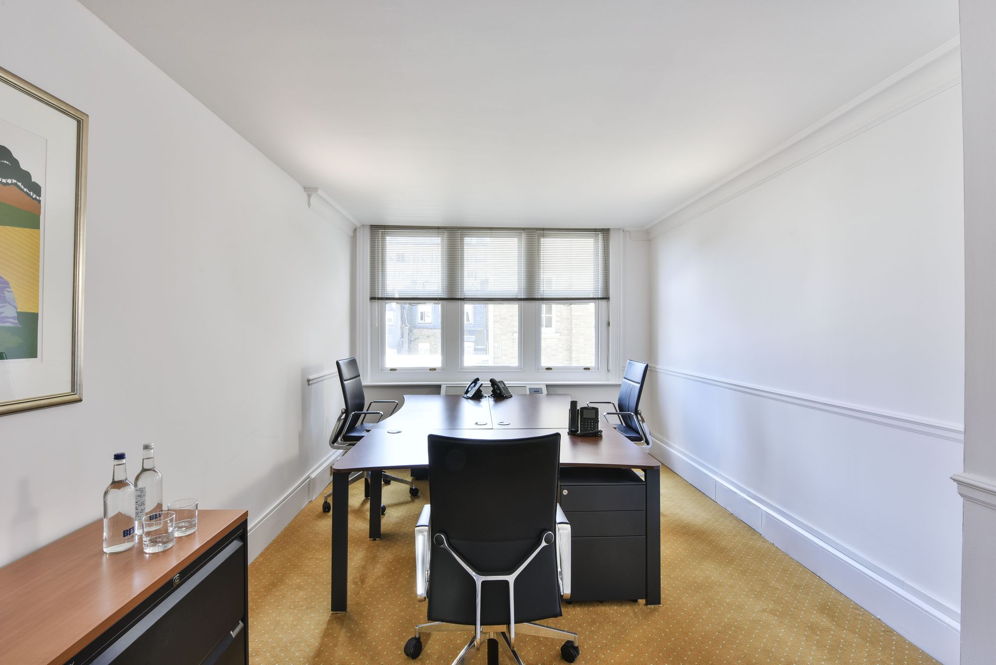 23 Berkeley Square photo 3