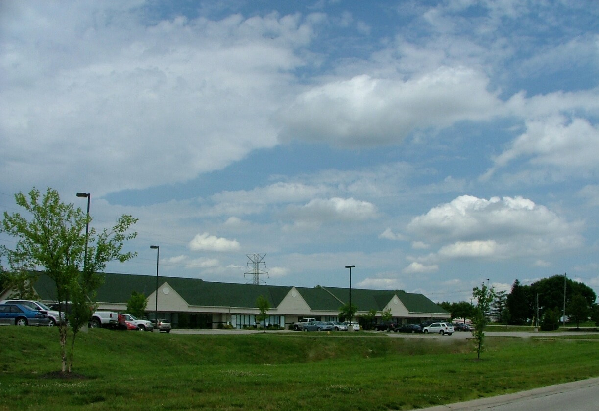 Milfort photo 4