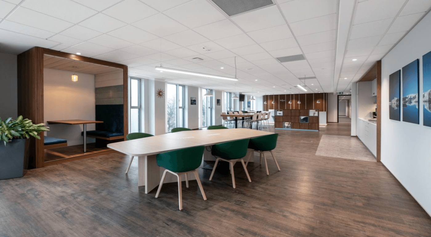 CRC Tower All Seasons Place