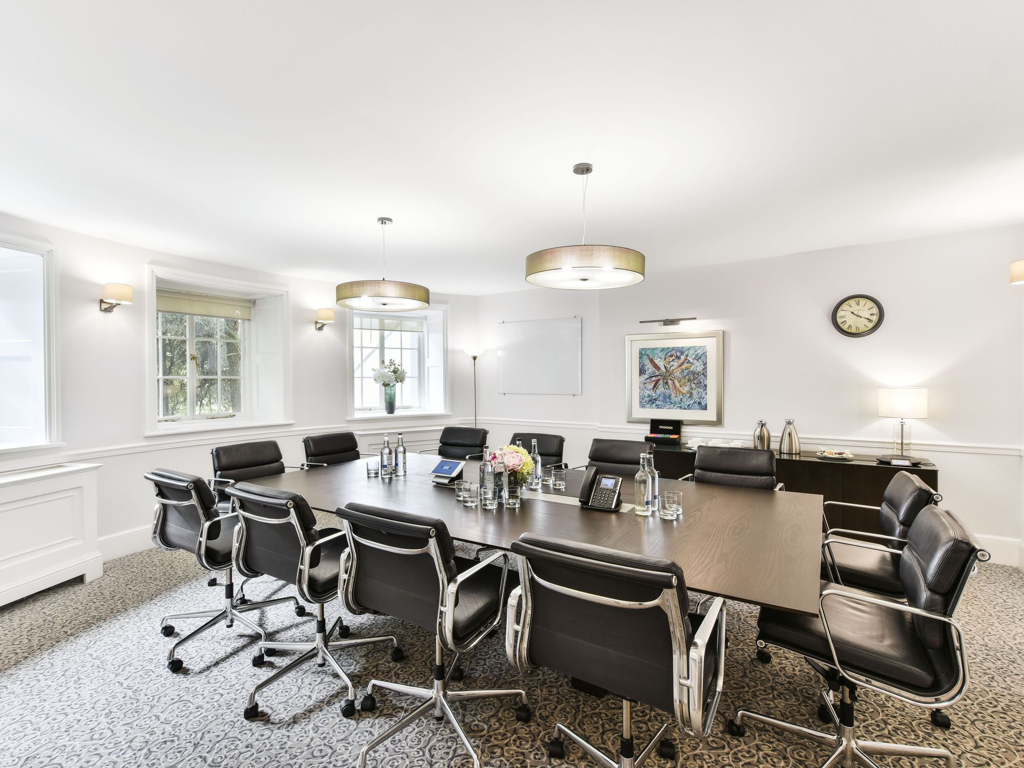 32 Curzon Street photo 3