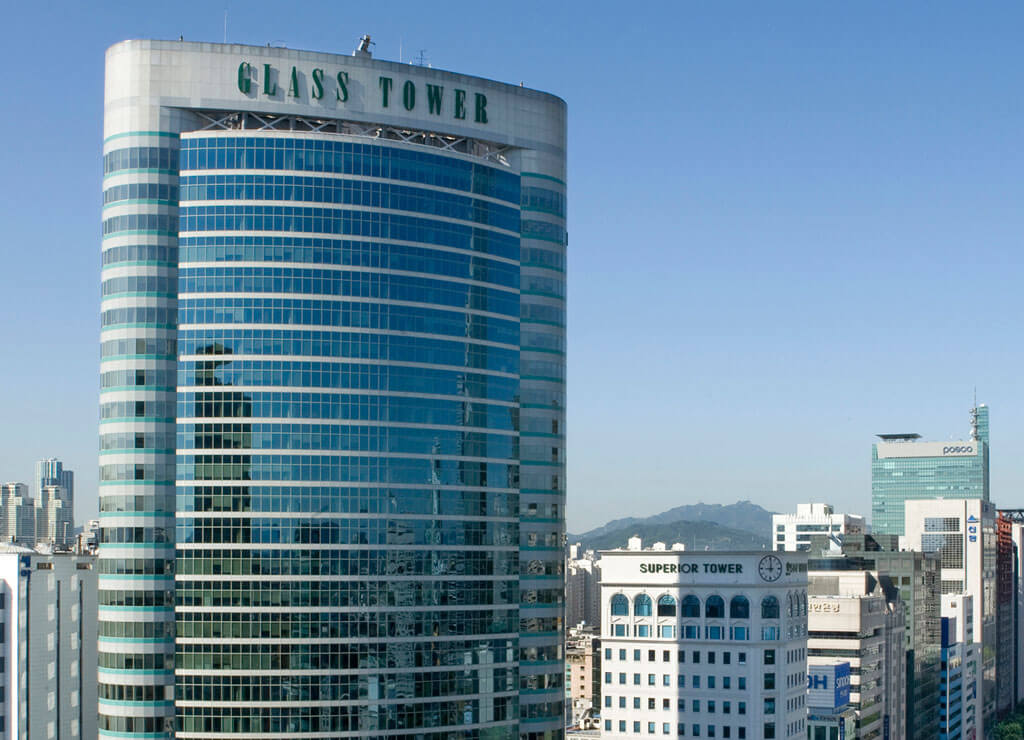 Glass Tower photo 2