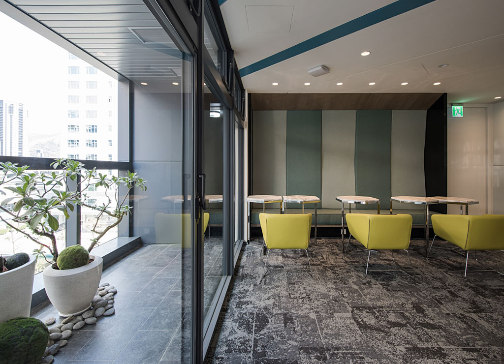 Neihu New Century Building photo 5