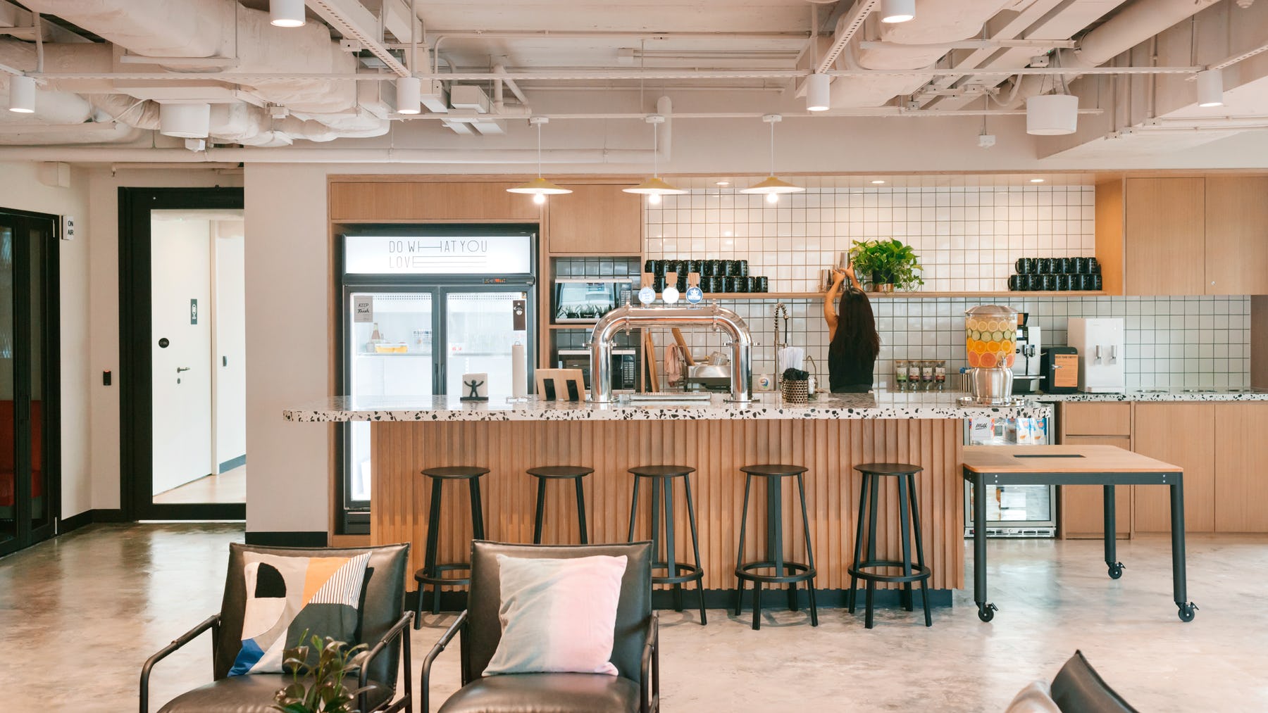 14 Taikoo Wan Rd