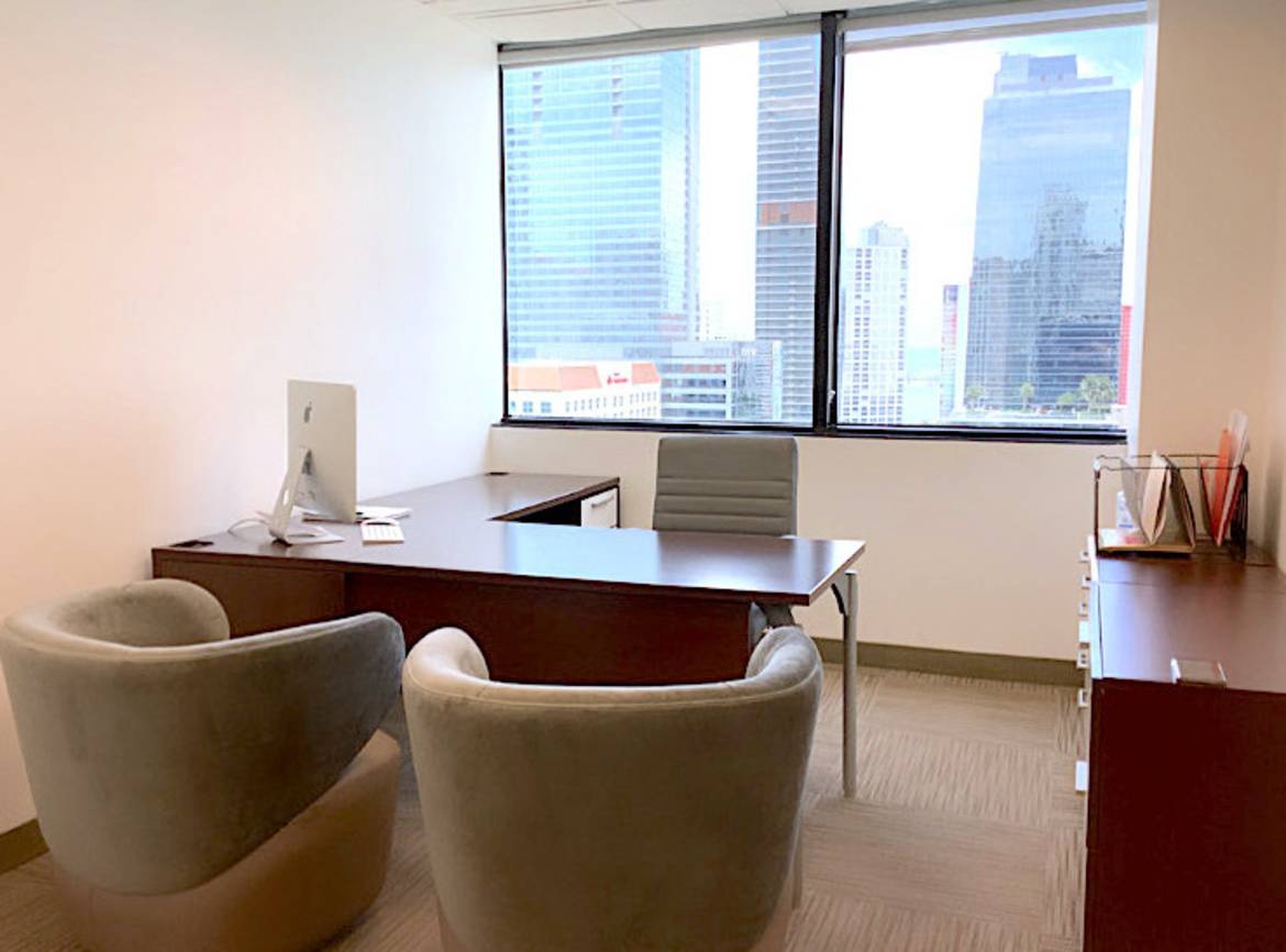 1200 Brickell Avenue photo 5
