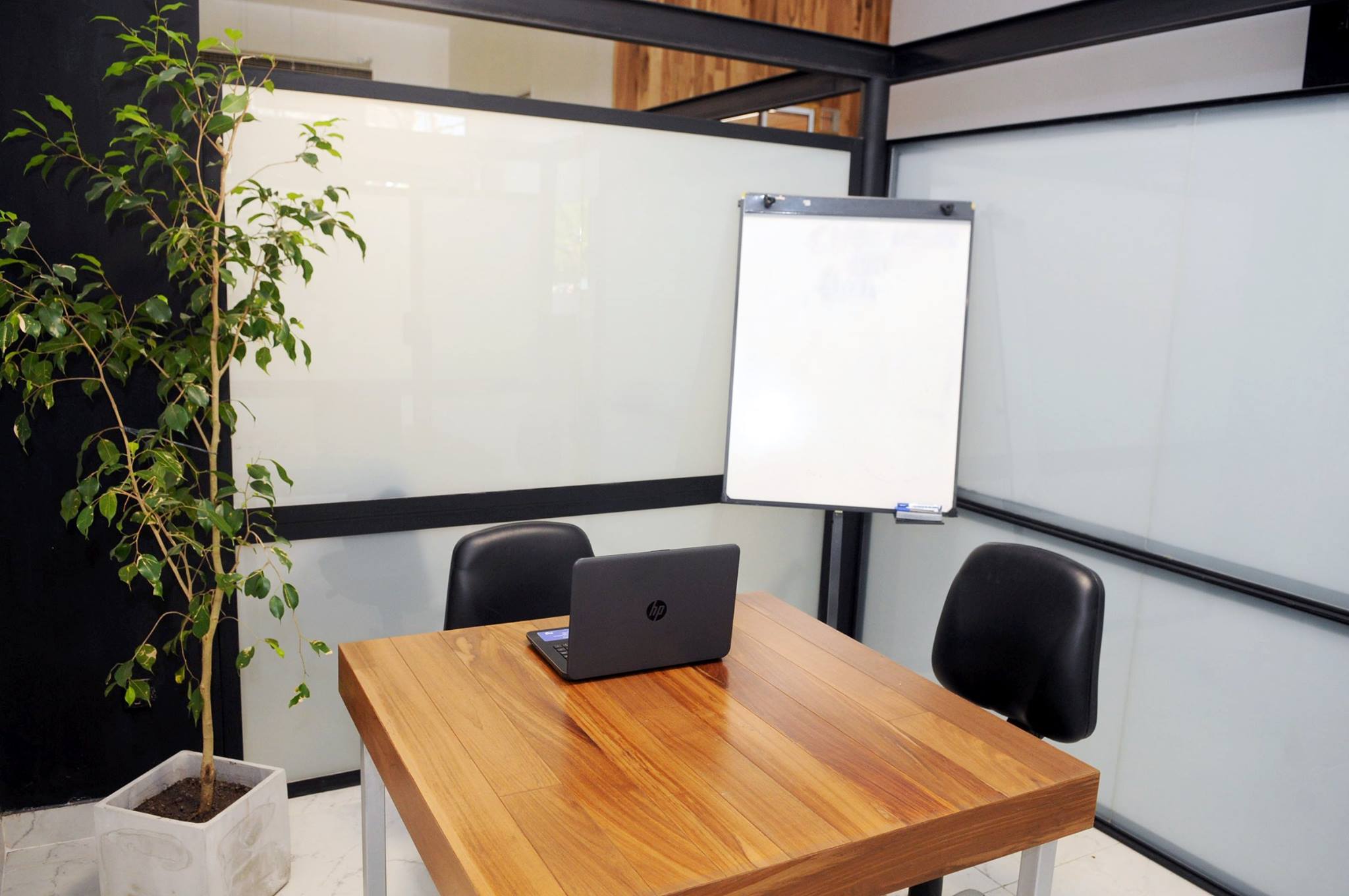 Let's Work photo 6