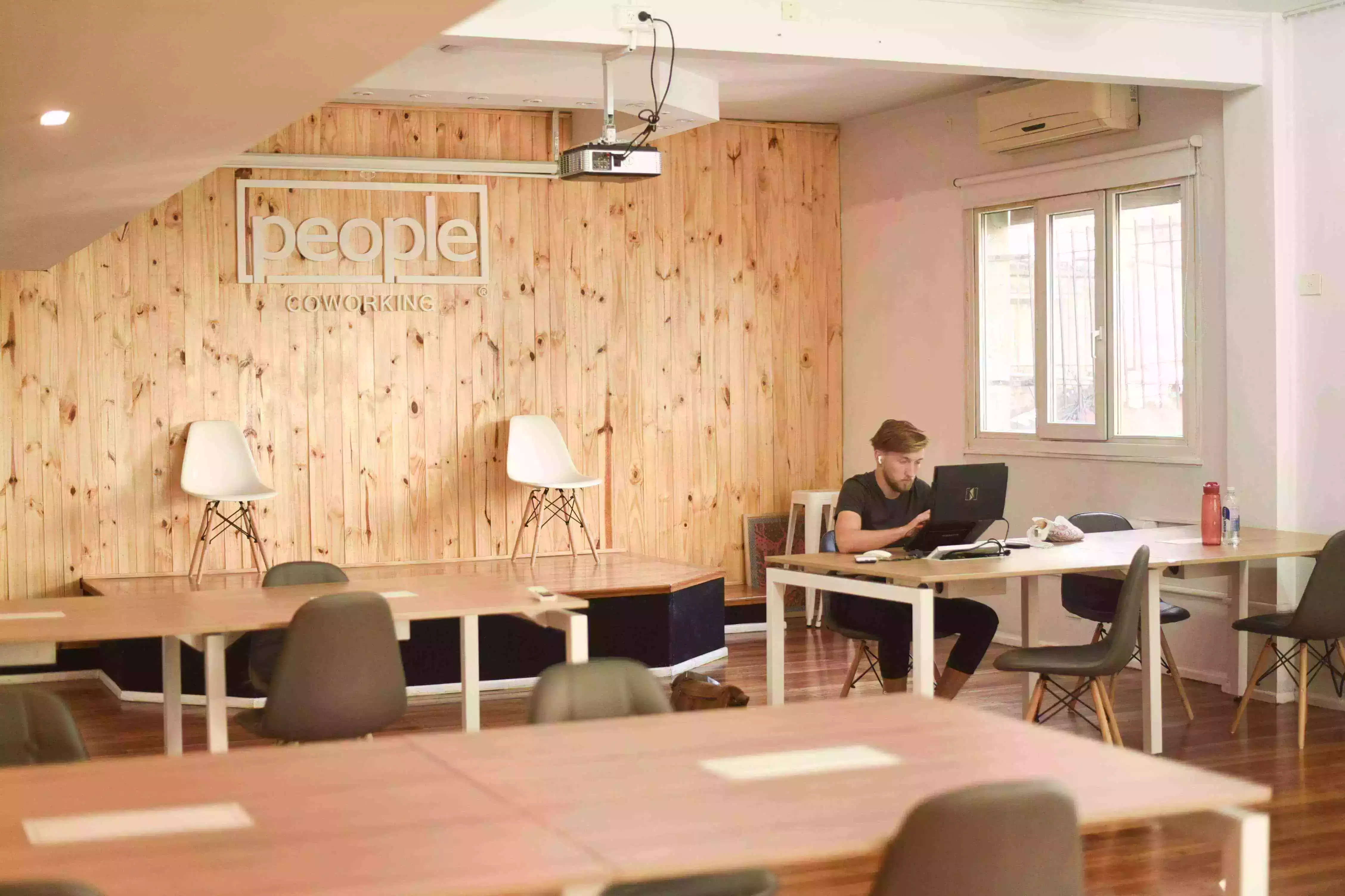 People Coworking photo 2