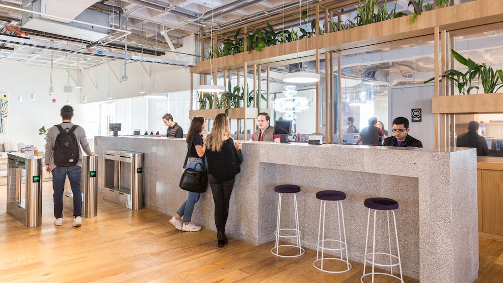 Avenida Eugenio Garza Sada 1892