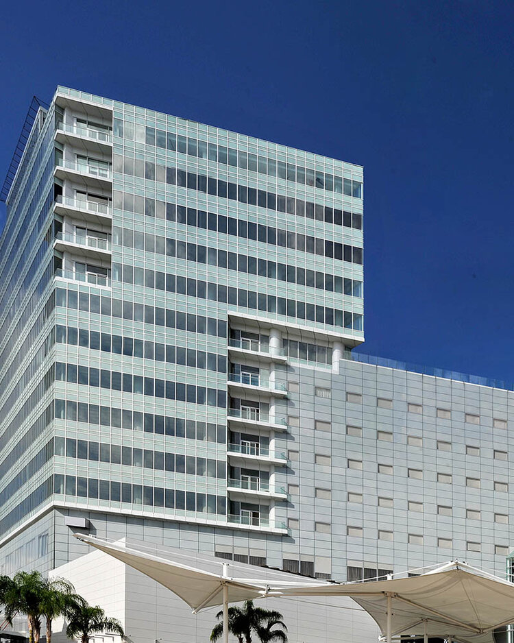 Corporative Malecon Americas 