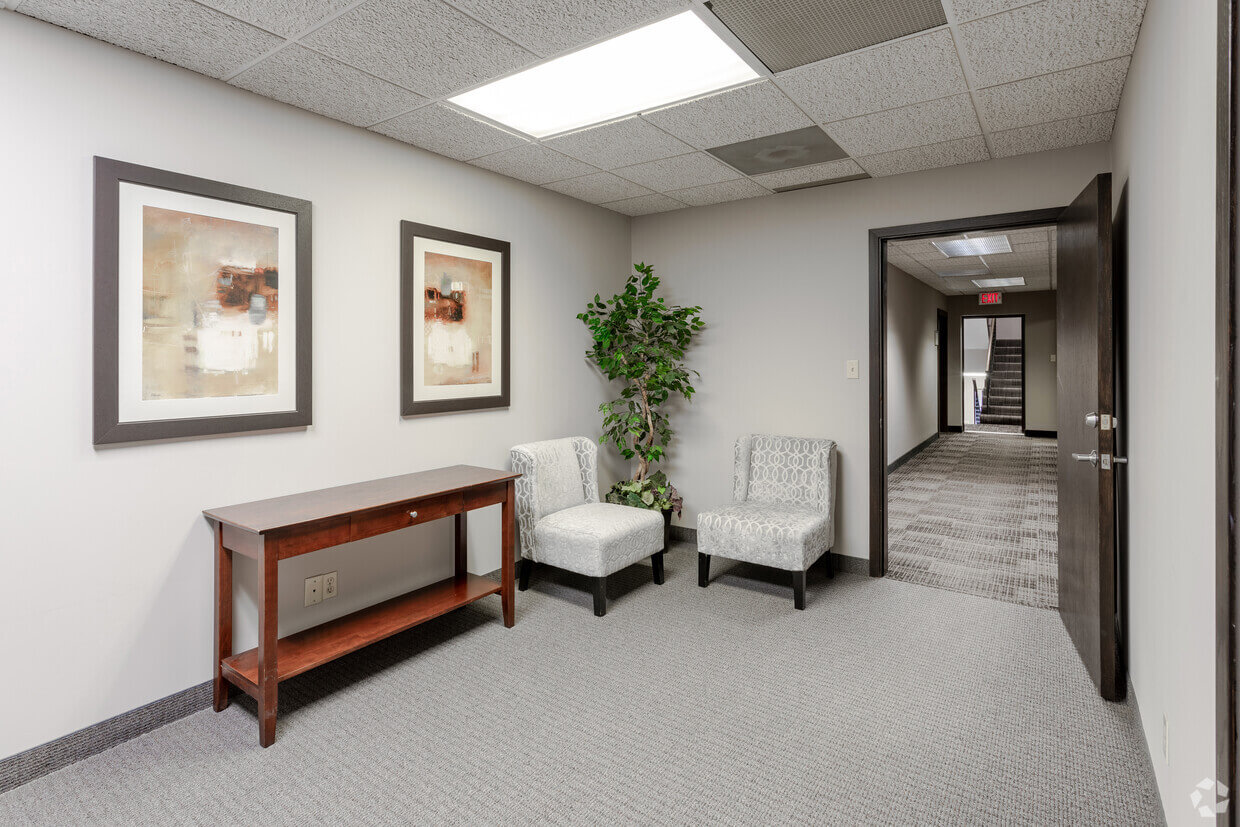 Metro Parkway Assoc. LLP Minneapolis photo 4
