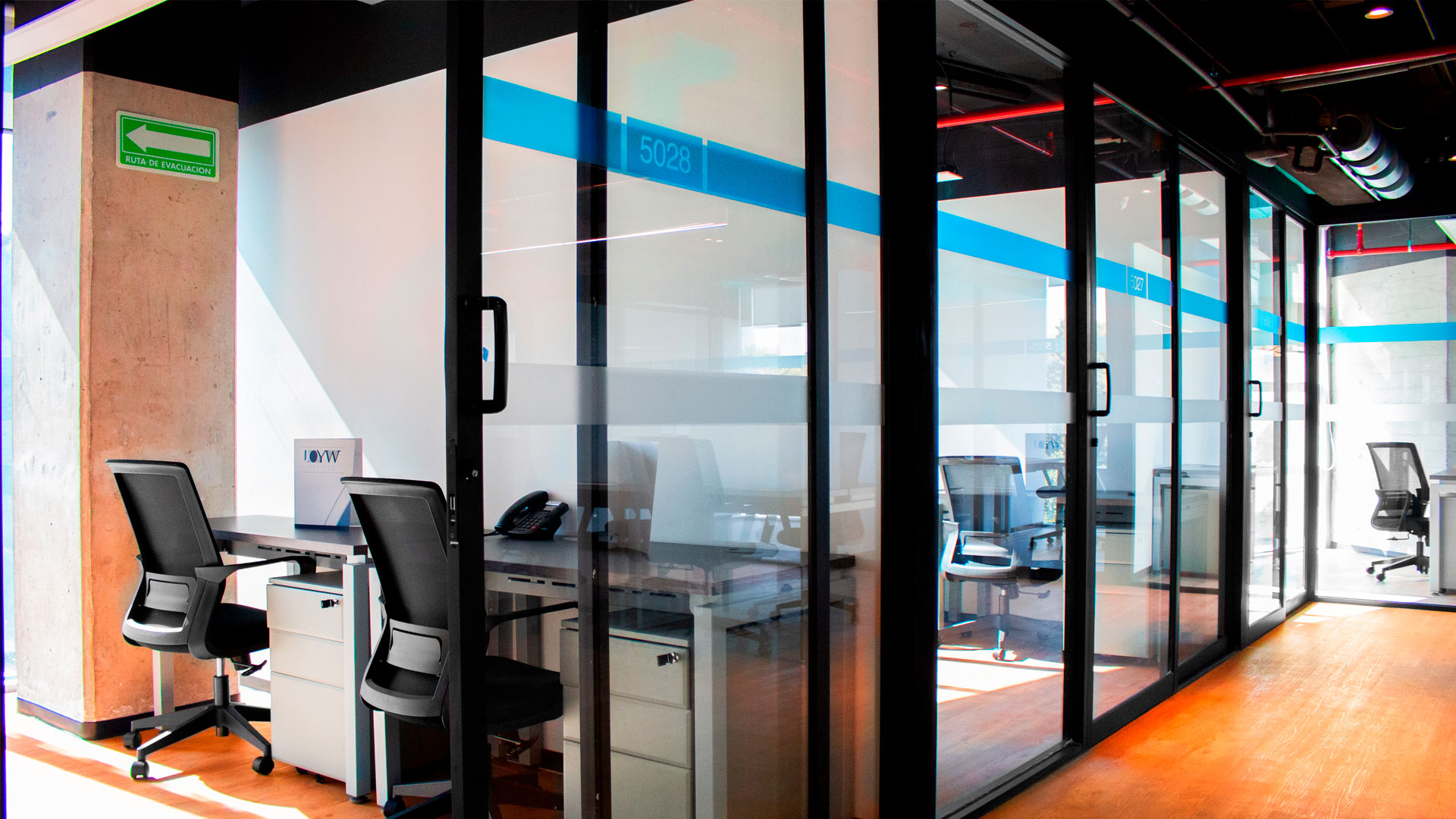 Joy W Business Center photo 4