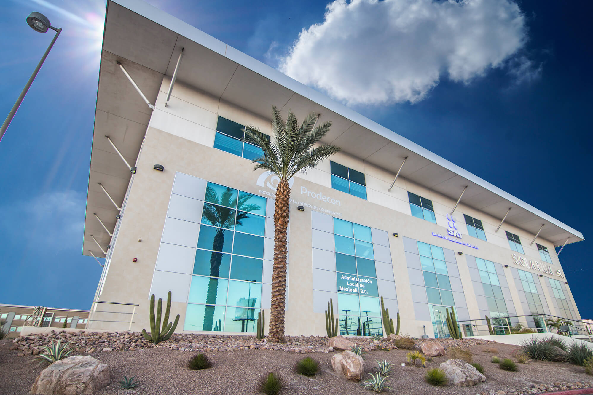 Solarium Business Center