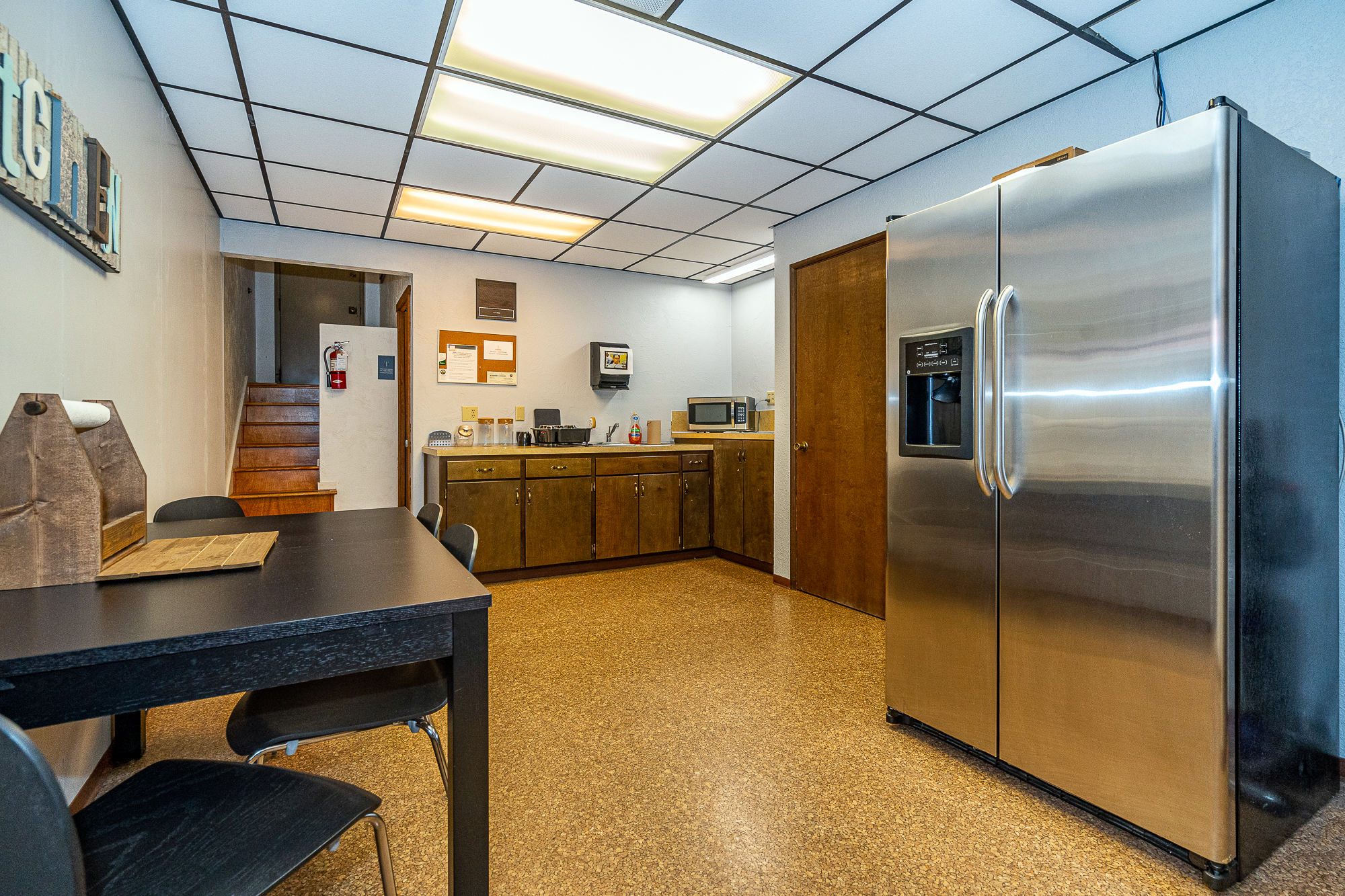 478 North Market Boulevard photo 4