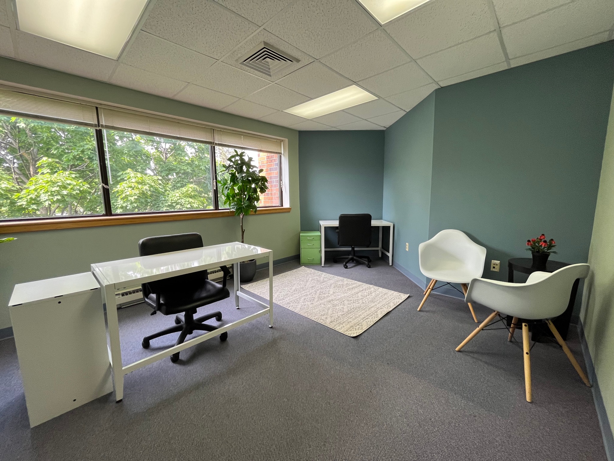 2711 Allen Boulevard