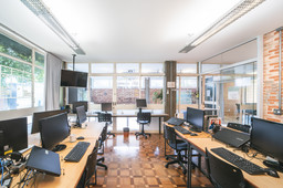 Wikilab photo 3