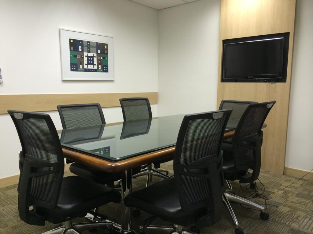 Center photo 3