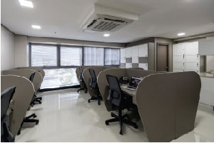 Office 424 photo 2