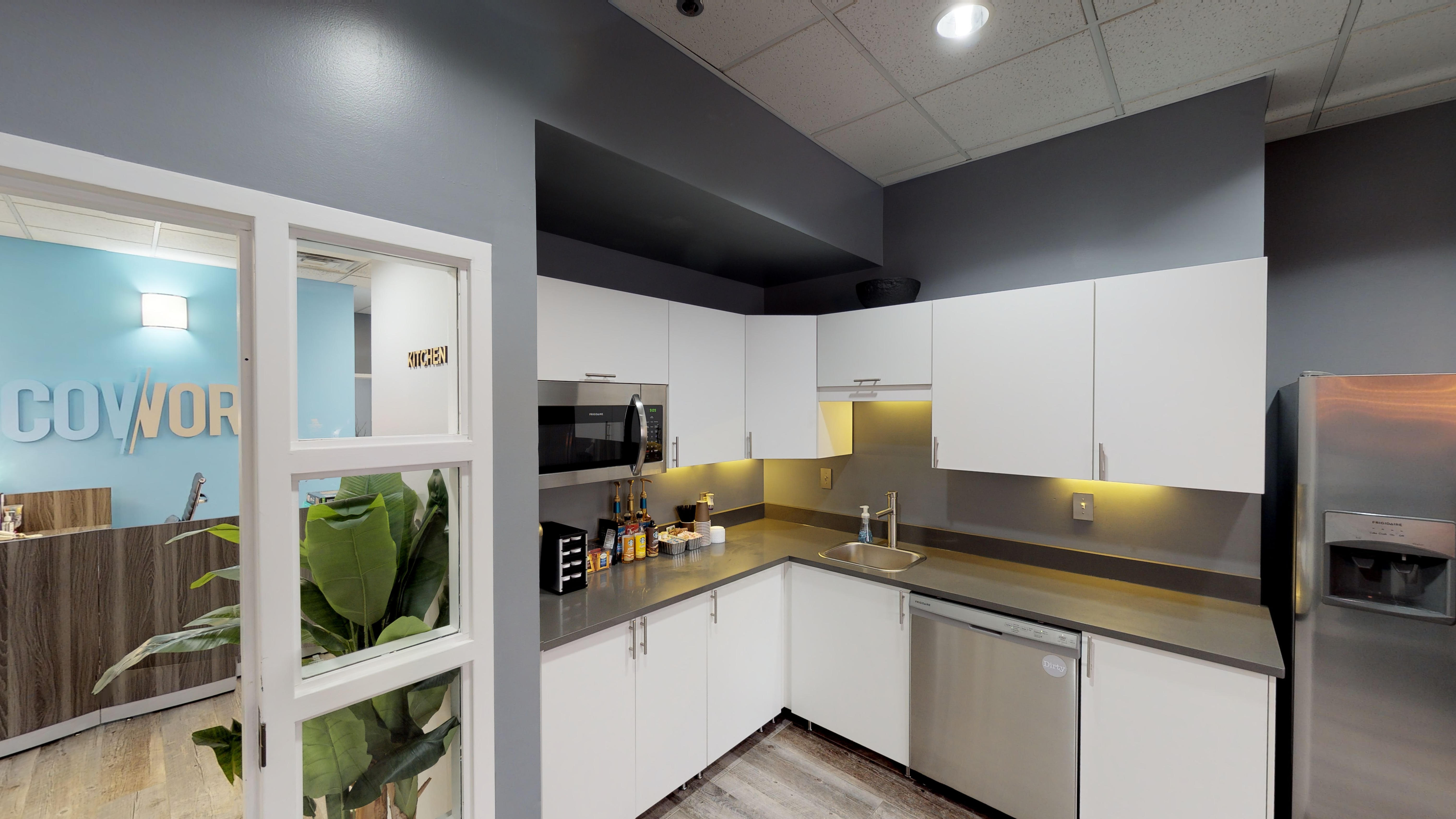 1032 Madison Avenue, photo 2