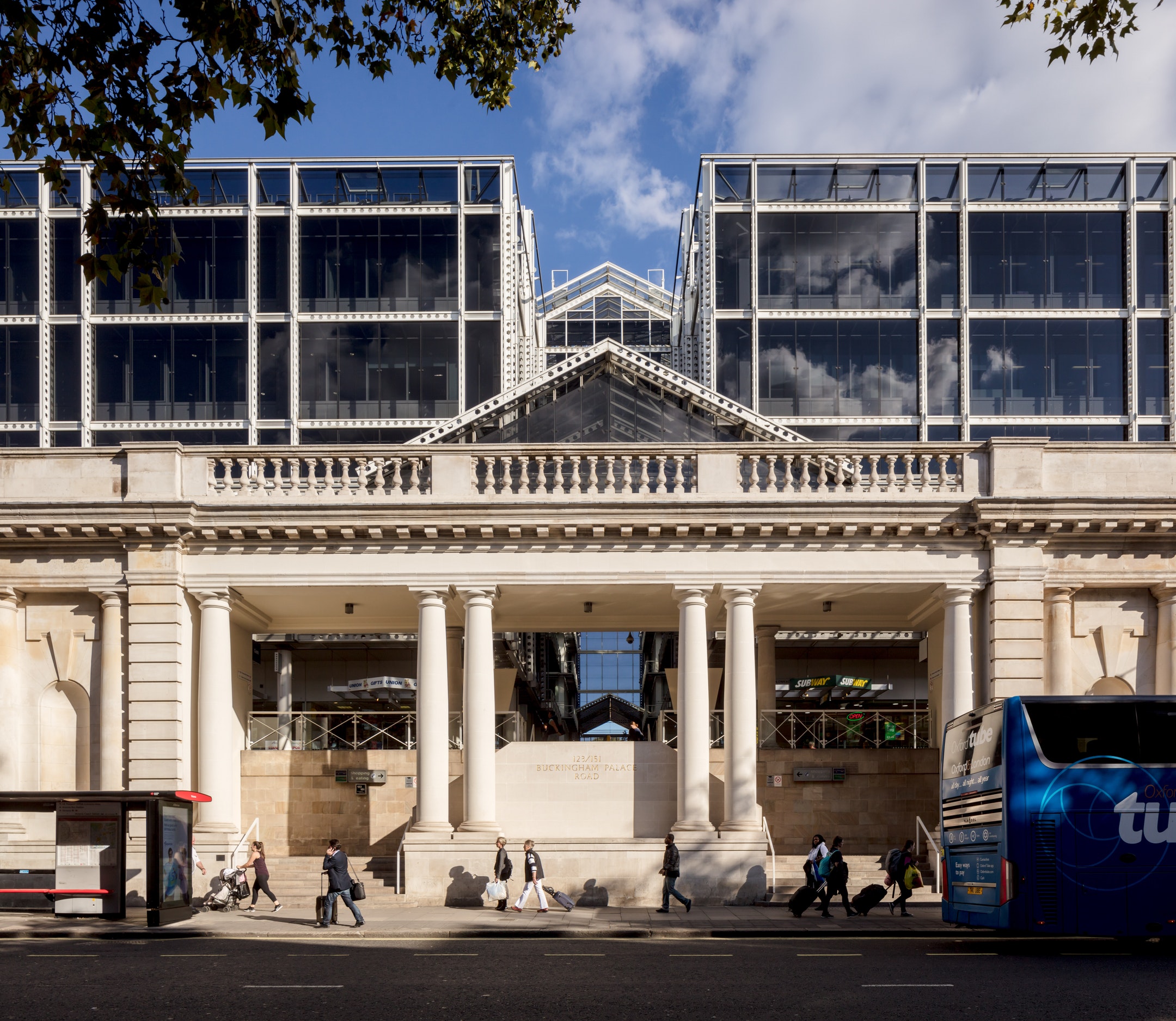123 Buckingham Palace Road photo 2