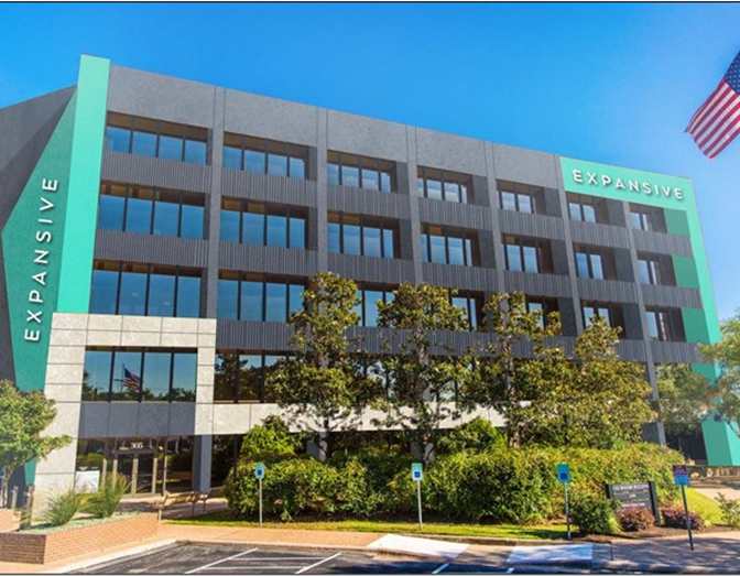 305 E Huntland Drive