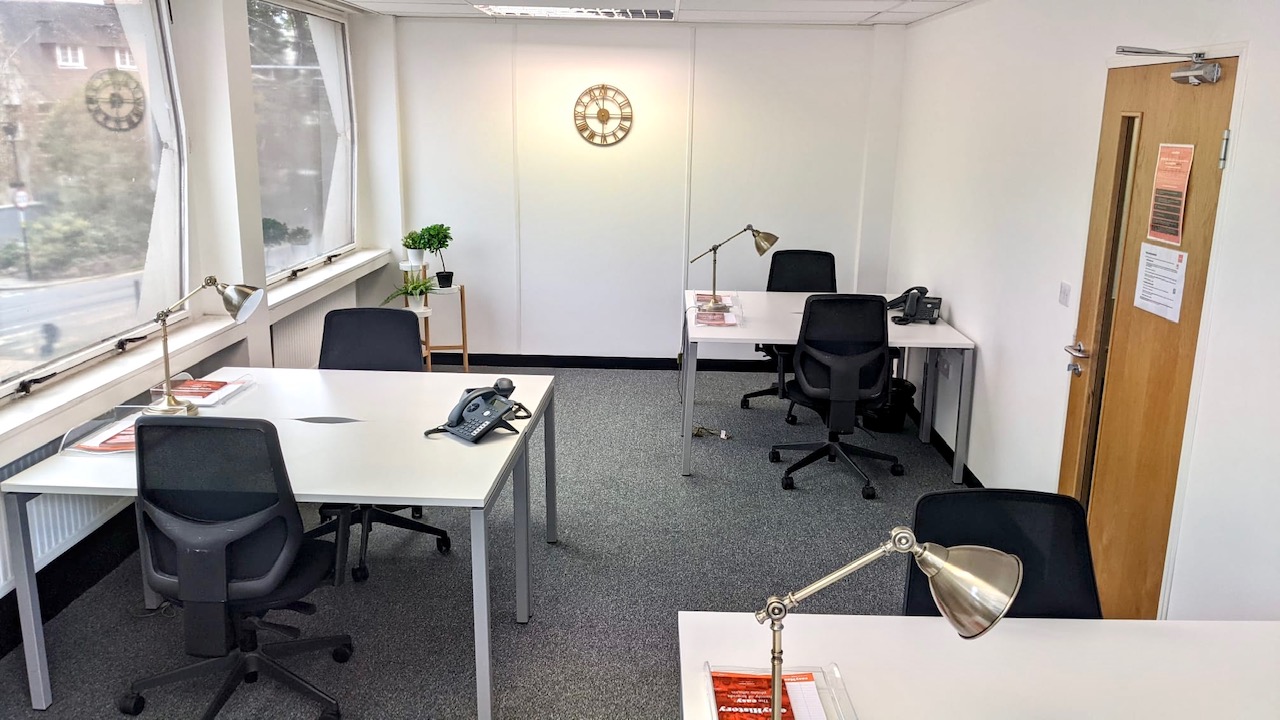 easyHub Croydon photo 9