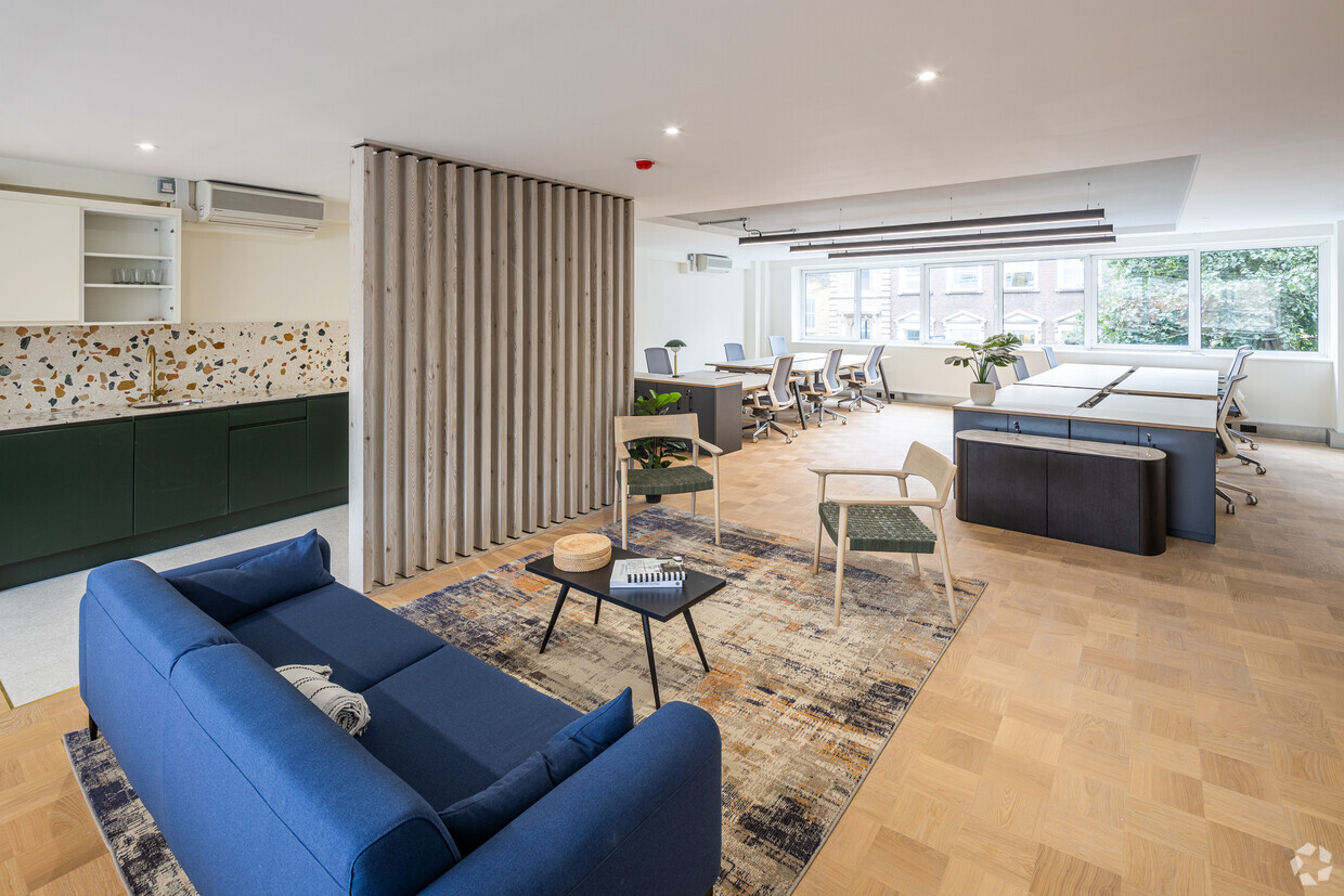 Abbey House photo 2