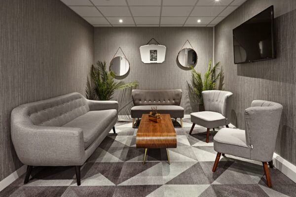 Longcroft House photo 7