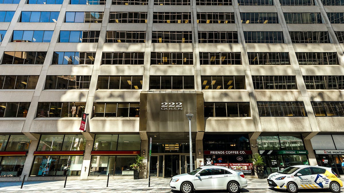 222 Queen Street photo 9